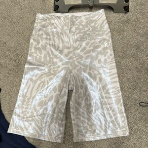 Good American biker shorts size 0